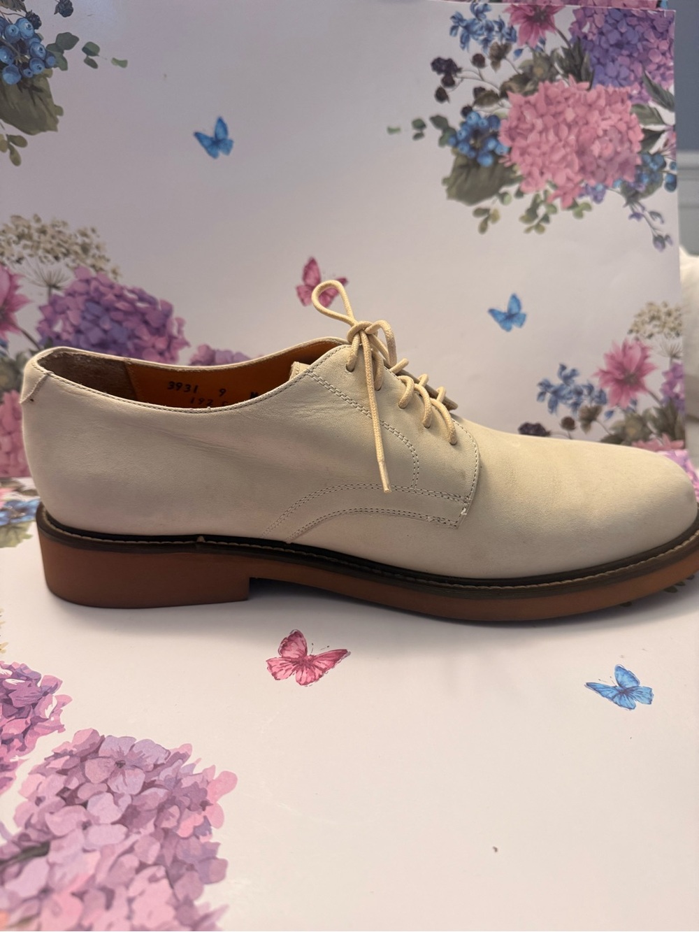 Sherman Shoe’s of Philadelphia Men's Cream Lace-Up Derby Shoes